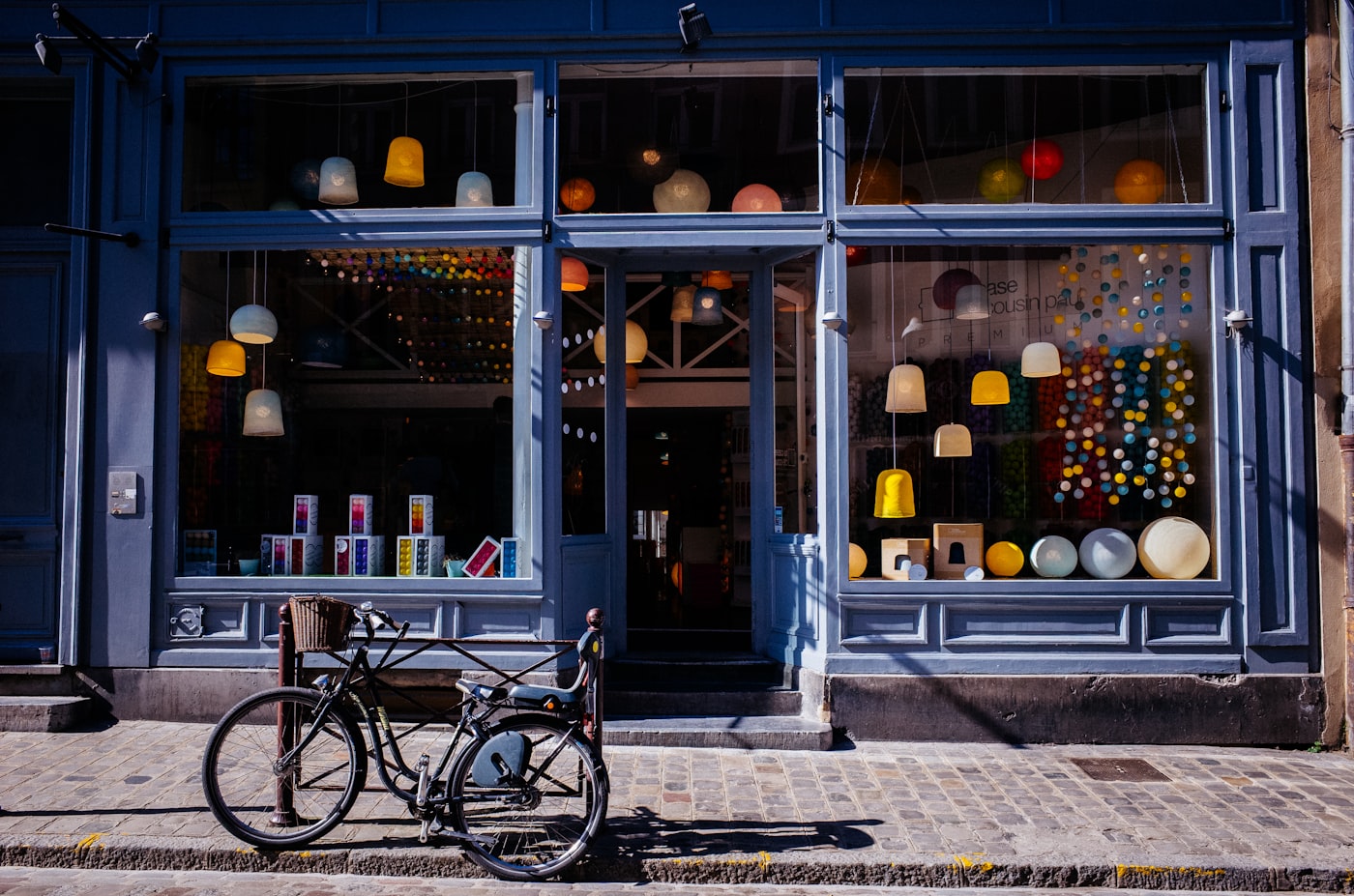 Aluminium shop front